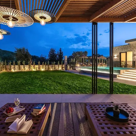 Mirena Luxury Living-casa Di Ria Villa *