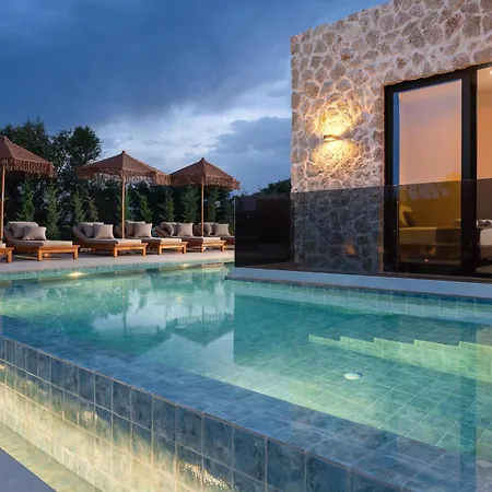فيلة Mirena Luxury Living-casa Di Ria *